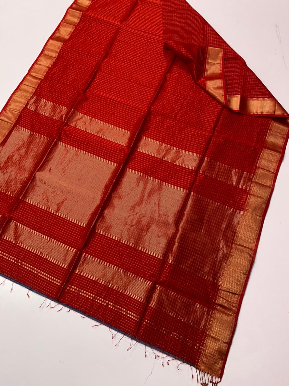 Red Maheshwari Jari Check Saree
